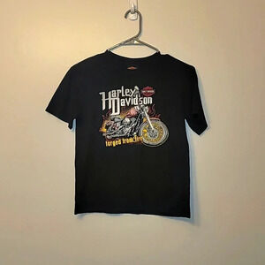Harley-Davidson hot rod boys tee shirt medium Muskegon Michigan motorcycle LOT A